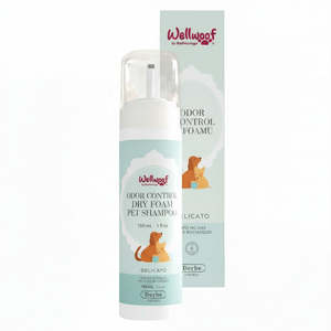 Shampoo pour animaux de compagnie OEM à la mousse sèche 150 mL avec contrôle des odeurs, RedMoringa d'Italie pour le toilettage des animaux - Product Image 1
