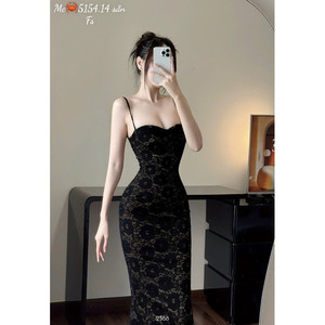 Vente en gros de robe de cocktail moderne en dentelle à bretelles spaghetti pour les occasions de fête - Product Image 3