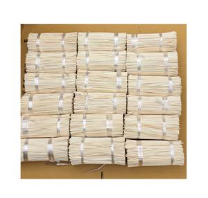 ก้านไม้กระจายกลิ่นหวายระดับพรีเมี่ยมสำหรับน้ำหอมในบ้านส่งออกจากเวียดนาม - Product Image 1