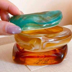 Designer Waterproof Resin Bangles for Women Trendy Fashion Jewelry Customizable Elegant Look for Wedding Festival Party - Product Image 2