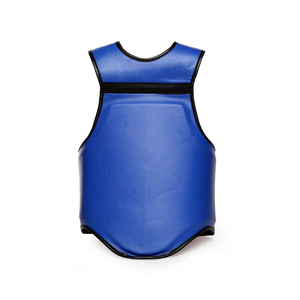 เสื้อเกราะป้องกันอกสำหรับมวย MMA แบบมืออาชีพ ทำจากหนัง น้ำหนักเบา สำหรับคาราเต้ สีขาว พร้อมโลโก้ - Product Image 5