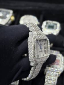 นาฬิกาข้อมือสแตนเลสสตีลแบบกลไก ประดับเพชรโมอิสซาไนต์ทรงบาแก็ตต์ ระดับ VVS หรูหรา สไตล์ฮิปฮอป ผ่านการทดสอบเพชร รับประกัน 100% - Product Image 2