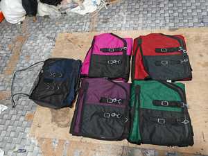 Offre Spéciale 1200D équestre imperméable hiver cheval tapis Combo 50 grammes fibre détachable cou couverture de participation personnalisé OEM/ODM - Product Image 6