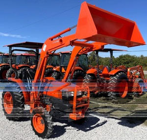   Tracteur agricole de 30 ch avec des variantes de moteur de 50 ch, 80 ch, 120 ch, boîte de vitesses, composants de roulement - Product Image 4
