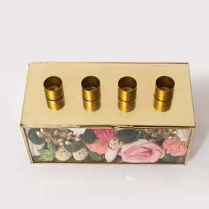 Elegante Candelabro Belle Advent |   Caja Decorativa para Velas de Cuatro Velas con Detalles Dorados, de Vidrio y Metal - Product Image 4