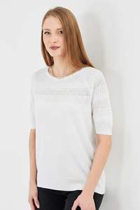 Blusa de punto calado de manga corta para mujer - Suéter de primavera con cuello redondo y diseño hueco - Top de punto de ganchillo suave y transpirable para damas - Product Image 6