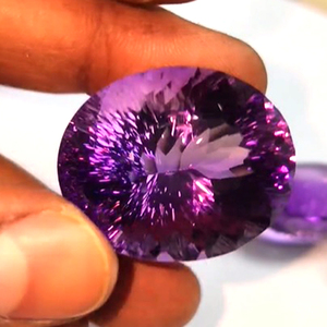 4 Pcs d'Améthyste Naturelle 33mm à 36mm Poire Ovale Découpée au Laser 440 Cts Lot Iroc Ventes Pierres Précieuses Lâches de Haute Qualité US $426 pour Tous - Product Image 1