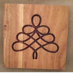 Posavasos de Madera de Acacia Rectangulares Hechos a Mano con Diseño de Huellas Grabadas, para Hogar, Hotel, Restaurante, Regalos Perfectos, Alfombrillas y Protectores - Product Image 6