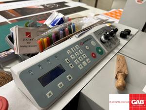 Laminadora Matrix MX-530P con alimentador automático Omni 520 - Máquina de laminación térmica de una sola cara - Product Image 6