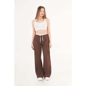 Pantalones de Mujer LUSTRIN de Cintura Alta con Doble Banda en Color Marrón - Elegantes Pantalones de Mezcla de Poliéster y Elastano para Boutique - Product Image 1