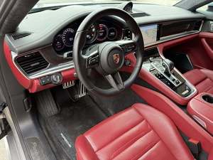 รถยนต์รุ่นฮิตปี 2024 Turbo S AWD พวงมาลัยซ้าย ภายในสีเข้ม เบาะหนัง ยาง R17 คูเป้ เกียร์อัตโนมัติ หลังคาซันรูฟแบบพาโนรามา สภาพดี - Product Image 5