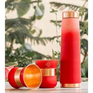 Elegante y Moderno Juego de Bebidas de Cobre Puro de 1 Litro con Forma de Pirámide, 1 Botella y 2 Vasos para Oficina y Gimnasio, Taza de Escritorio Resistente - Product Image 6