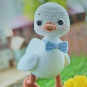 Muñecas de ganchillo hechas a mano: tesoros únicos, de la herencia Muñecas de ganchillo artesanales: hechas a mano con amor, una puntada a la vez Crochet personalizado - Product Image 1