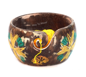 Cuenco de hilo clásico de madera antigua |   Diseño Portátil Grande Hecho a Mano |   Organizador de Hilos para Tejer y Crochet - Product Image 4