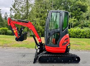 LIVRAISON GRATUITE AGT QK25 MINI-EXCAVATRICE 16 CV LAME DE REMPLACEMENT 51 POUCES BAC À SABLER 20 POUCES AVEC DENTS POUR LA CREATION DE CRÈPELES 10 POUCES POUR LE SABLAGE HYDRAULIQUE APPROUVÉ EPA CE - Product Image 6