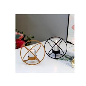 Bougeoir rustique en fer forgé avec un design d'inspiration antique artisanat durable et un attrait vintage chaleureux pour la maison ou le patio - Product Image 2