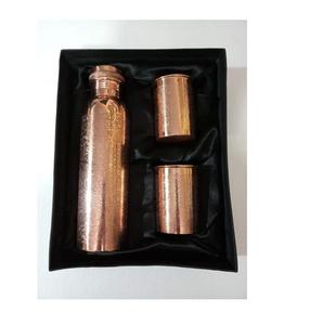 Dernière bouteille d'eau de luxe en cuivre pur de haute qualité disponible en différents styles avec emballage de qualité supérieure Meilleure qualité - Product Image 2