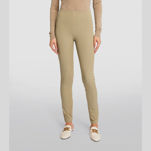 เลกกิ้งโยคะเอวกลางสำหรับผู้หญิงปี 2023 ผ้าเนื้อเดียว ระบายอากาศได้ดี ออกกำลังกาย ฟิตเนส แฟชั่น คุณภาพสูง สไตล์ใหม่ รับสกรีนโลโก้ - Product Image 3