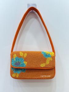 Perles de rocaille broderie pochette artisanale perlée pochette conception complexe motif floral artisanal cousu à la main petites perles - Product Image 2