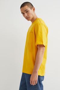 เสื้อยืดผ้าฝ้ายระบายอากาศสีเหลืองทรงหลวมแบบสั่งทำ - Product Image 4