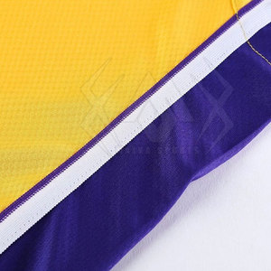 Uniforme de basket-ball personnalisé pour hommes à quantité minimale de commande bas dernière conception uniforme de basket-ball imprimé de logo personnalisé - Product Image 4