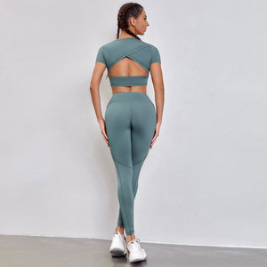 Conjunto de Yoga de alta calidad hecho a medida para mujer, ropa activa, sin costuras, transpirable, patrón sólido, cintura elástica, posicionamiento frontal del logotipo - Product Image 3