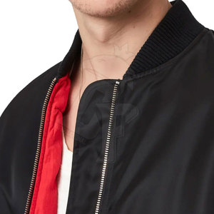 Blouson aviateur classique de qualité supérieure pour hommes avec un design intemporel offrant chaleur et durabilité pour un usage quotidien - Product Image 4