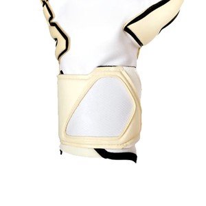 Gants de gardien de but professionnels antidérapants 4mm Gants de gardien de but de football en latex avec protection des doigts - Product Image 3