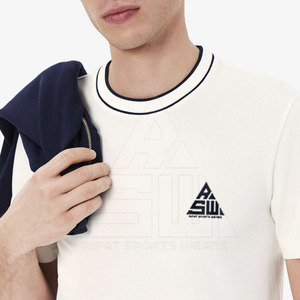 T-shirt blanc à manches courtes pour homme, imprimé sur le devant, bordure contrastée, coupe classique, style décontracté, col rond, jersey de coton, écologique, séchage rapide - Product Image 2