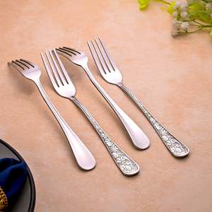 Ensemble de 4 fourchettes en métal argenté de luxe Lustre Bloom - Fourchettes durables pour salade et dessert, pour la maison et la table - Product Image 4