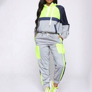 Ensemble 2 pièces léger personnalisé pour femme 2026 – Survêtement d'hiver respirant imprimé avec veste coupe-vent et pantalon court - Product Image 4