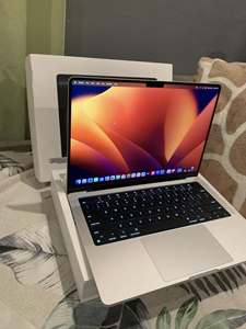 Nouvel ordinateur portable Apple MacBook Pro 14 - 16 pouces 2024/2025 avec chipset M4 Pro, 36 Go de RAM, 512 Go ou 1 To SSD - Product Image 2