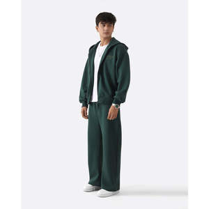 Sudadera con Capucha de Spandex para Hombre - Costuras Reforzadas y Estampado en Relieve, Invierno, Personalizable OEM/ODM - Product Image 3