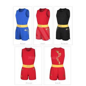 Ensemble de vêtements de boxe en polyester, haut et short, fabriqué au Pakistan, de haute qualité, léger, uniformes de boxe - Product Image 3