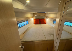 Bateau d'occasion Bavarias C42 2024, 12 m, 57 ch, transmission SailDrive, 3 pales, pour croisière et course, idéal pour les aventures en famille - Product Image 5