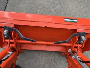 Tractor LX3310HSDC 2022: Tractor Utilitario Compacto Pero Potente - Product Image 6