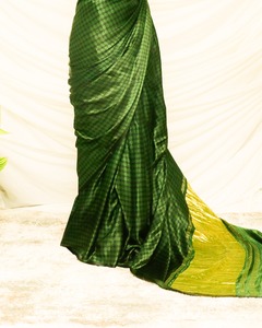 Magnifique chemisier sari imprimé en coton batik 7 couleurs Designer élégant pour toutes les occasions spéciales Vêtements de fête fabriqués en Inde - Product Image 3