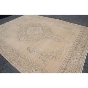 พรมตุรกีวินเทจ ขนาด 9.5x12.4 ฟุต (289x379 ซม.) สีเบจลายจุด - Product Image 2