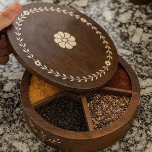 Boîte à épices en bois durable pour une organisation de cuisine écologique, favorisant le stockage sans plastique - Product Image 1