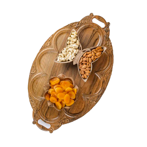 Plateaux de service en bois artisanaux de forme ovale avec poignées à vendre Plateaux de cuisine de table élégants pour la maison et l'hôtel - Product Image 3