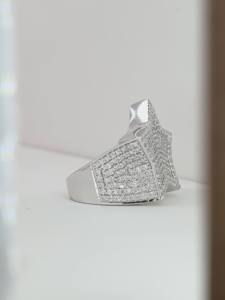 แหวนฮิปฮอปแบบสั่งทำพิเศษ ประดับเพชรโมอิสซาไนต์เต็มวง ชุบโรเดียม เงินแท้ 925 สำหรับงานแต่งงานและงานหมั้นของผู้ชาย - Product Image 2