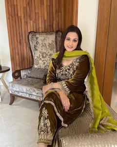 Festival Wear Indian Wear Belle robe de costume Salwar en velours brodé Pakistan Bollywood Haut et bas avec costume Dupatta - Product Image 4