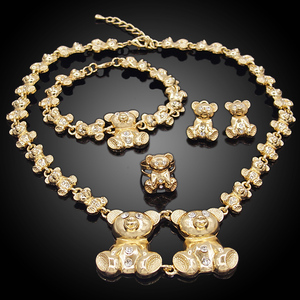 Zhuerrui-osito <span class=keywords><strong>de</strong></span> peluche grande chapado en oro <span class=keywords><strong>de</strong></span> Dubái, conjunto <span class=keywords><strong>de</strong></span> joyería I Love You, Diamante americano, Hug y Kiss Xoxo X0045, gran oferta - Product Image 3