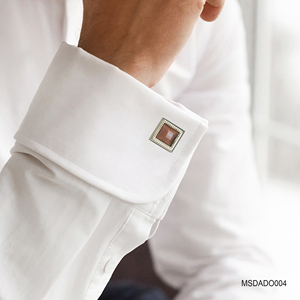 กระดุมข้อมือเคลือบทอง18K สำหรับผู้ชายพร้อม MSDADO004อาเกตสีแดงอัญมณี fengshui | คอลเลกชัน Tinh Vu | ผลิตในเวียดนาม - Product Image 3