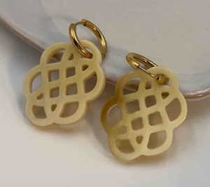 Juego de pendientes de cuerno de búfalo redondos y cuadrados hechos a mano, Pendientes colgantes únicos clásicos de glowin fashion - Product Image 5