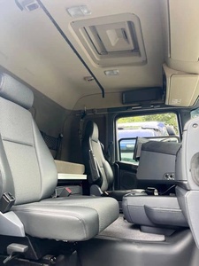 Camion Scania 560 NEUF 2024 de Bonne Qualité, Sans Accident, V8 EURO 6 6X4, DIESEL EURO 6 400HP, Boîte de Vitesses Automatique - Product Image 5