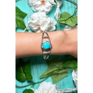 Navajo Kingman Turquoise & Sterling <b>Silver</b> Fashion <b>Cuff</b> <b>Bracelet</b> Elegant Kingman Turquoise & <b>Silver</b> <b>Cuff</b> for Women - Product Image 5