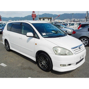 T-oyota Ipsum Essence/Diesel d'occasion, économique en carburant, confortable et en douceur pour la famille ou les affaires - Product Image 4