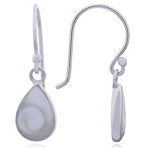 ต่างหูเงินประดับมุกทรงหยดน้ำ ดีไซน์สวยงาม สำหรับผู้ค้าปลีก - Product Image 1