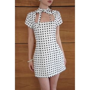 ชุดเดรสผ้าซาตินลายจุดขายส่ง - [object Object] - Product Image 4